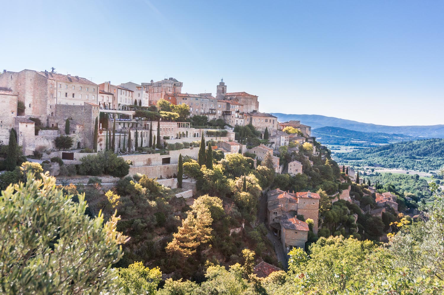 A month in France – a birthday morning in Gordes